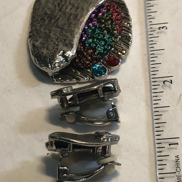 Vintage Silver Toned Necklace Matching Clip on Earrings, faux Jewelled accents - Picture 13 of 13